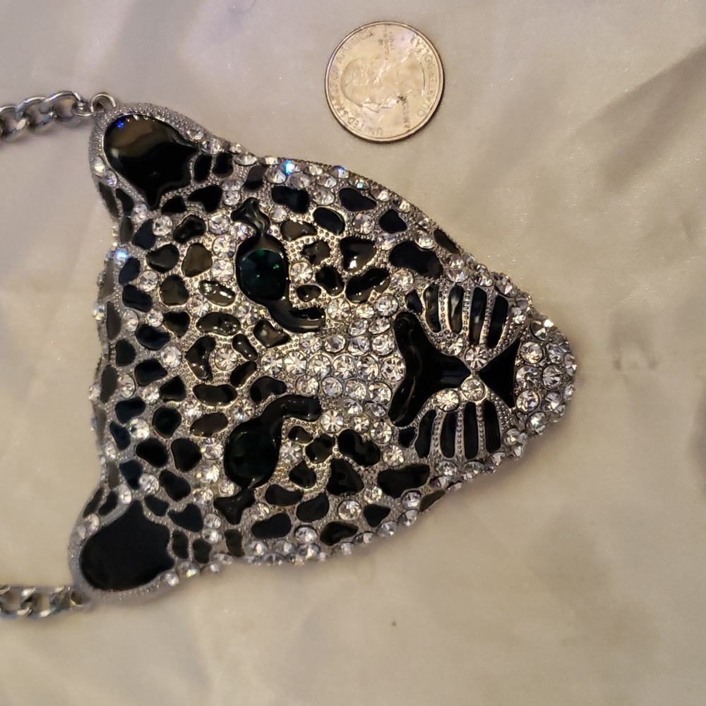 Statement necklace
